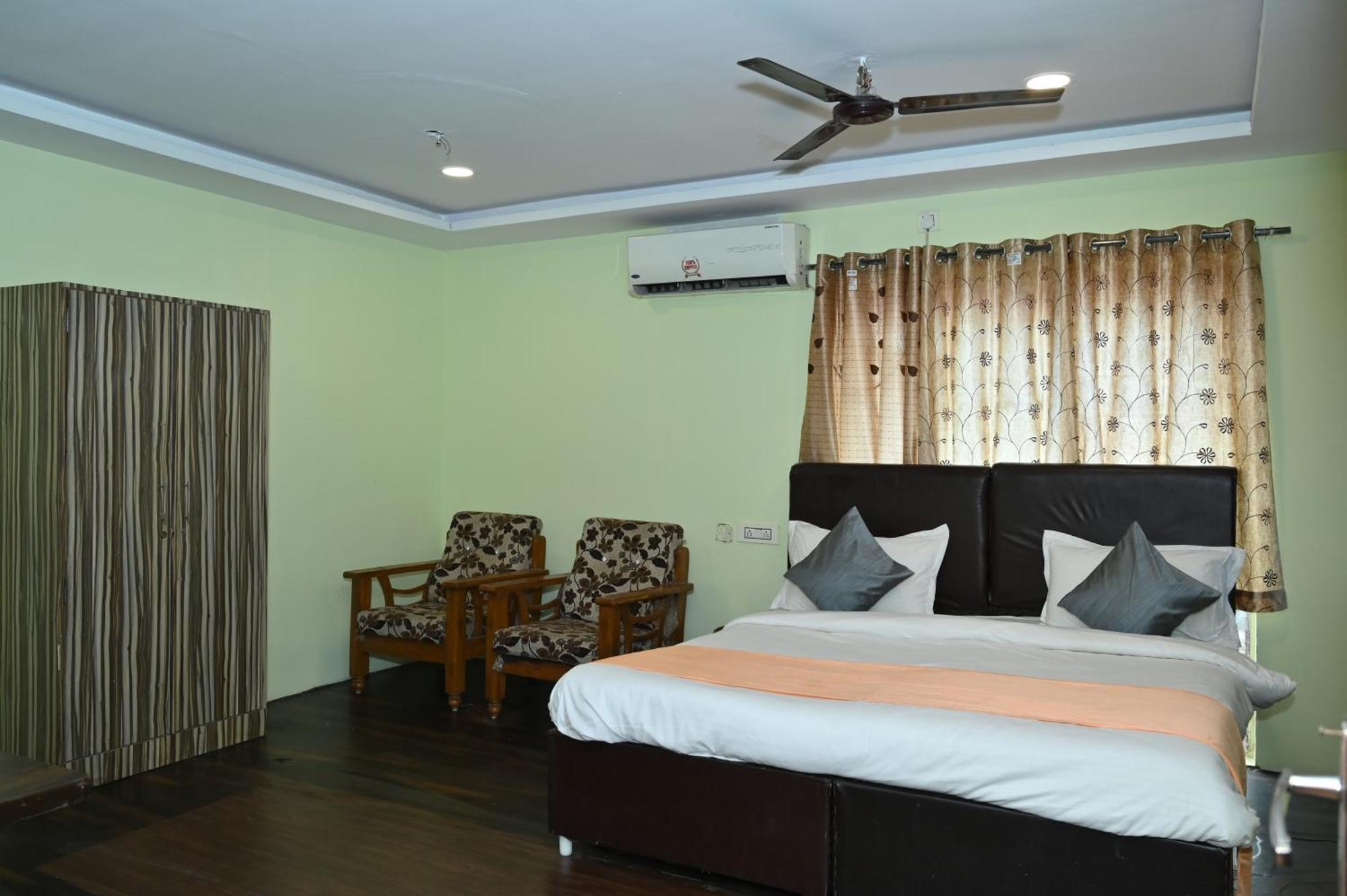 Hotel Ankitha Grand ハイデラバード エクステリア 写真