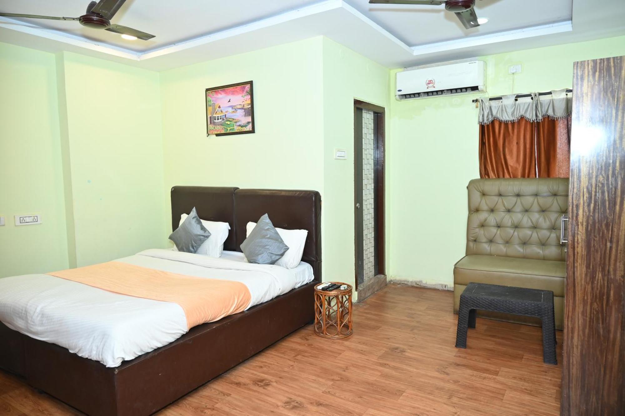 Hotel Ankitha Grand ハイデラバード エクステリア 写真